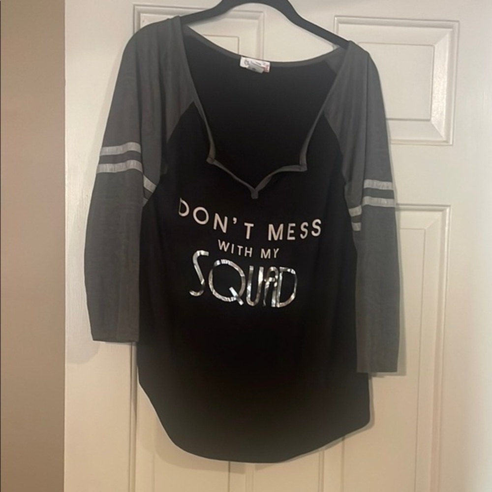 Black and Gray Graphic Long Sleeve Top